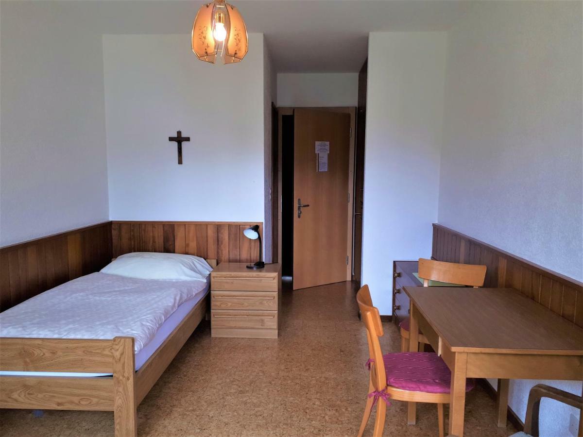 Gaestehaus St. Ursula ブリーク エクステリア 写真